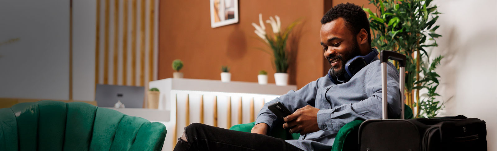 Airport lounge banner image